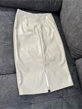 EillyBazar Cream Vegan Leather Midi Skirt
